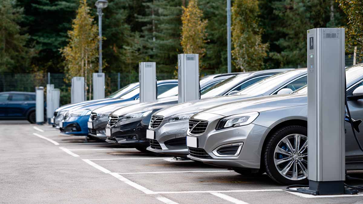 EVSE Nedir? Elektrikli Araç Tedarik Ekipmanları ve Nasıl Çalıştığına Dair Eksiksiz Bir Kılavuz