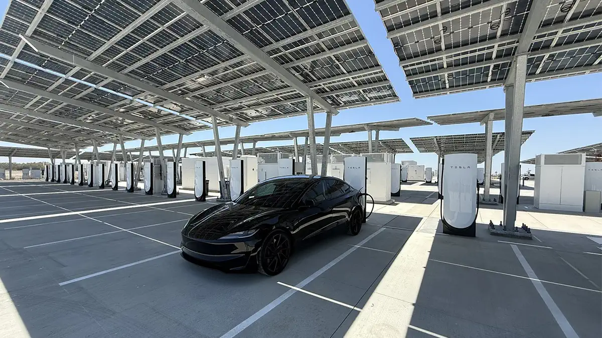 ABD'de Hızlı Şarj Hizmetlerinin Büyümesi: Operatörlerin 2026'da Doğru Yapması Gerekenler